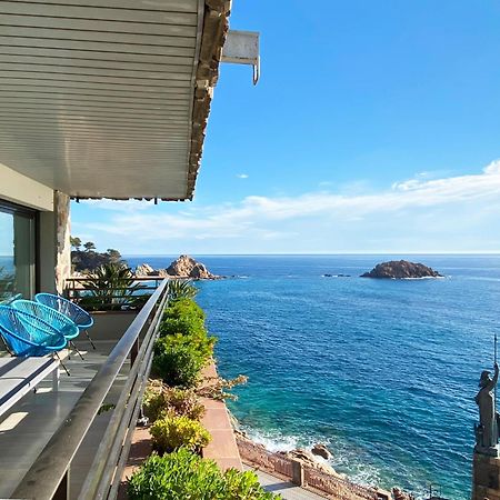 Magnificent Apartment At The Sea Front Of Tossa De Mar Exterior photo